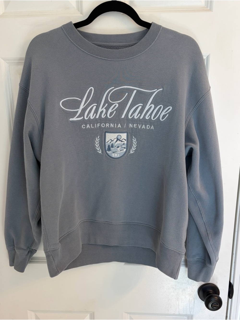 Abercrombie & Fitch Lake Tahoe Graphic Crewneck Sweatshirt Small Blue